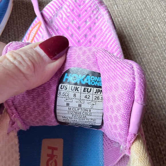 Hoka One- Vibrant Pink and Blue Runners- DHGate-New never worn - Picture 6 of 6